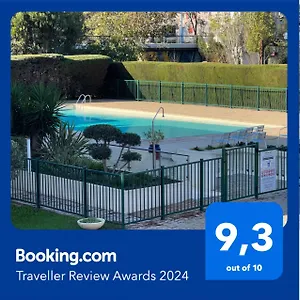 https://t2-avec-veranda-et-piscine-a-mandelieu-la-napoule.fr-provencehotel.com